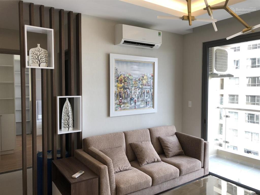 Cần bán căn hộ rivera park quận 10, dt 74m2, 2pn, giá 5,4 tỷ  0931 196 *** thành. view đẹp