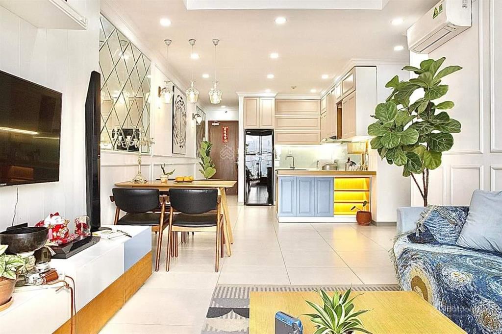 Cần bán căn hộ chung cư thuận việt, q. 11, 100m2, 3pn, giá 5.2 tỷ,  0931 196 *** thành. sổ hồng