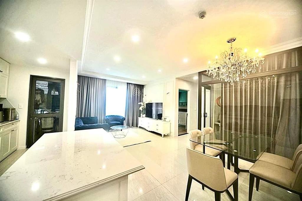 Cần bán căn hộ chung cư thuận việt, q. 11, 100m2, 3pn, giá 5.2 tỷ,  0931 196 *** thành. sổ hồng