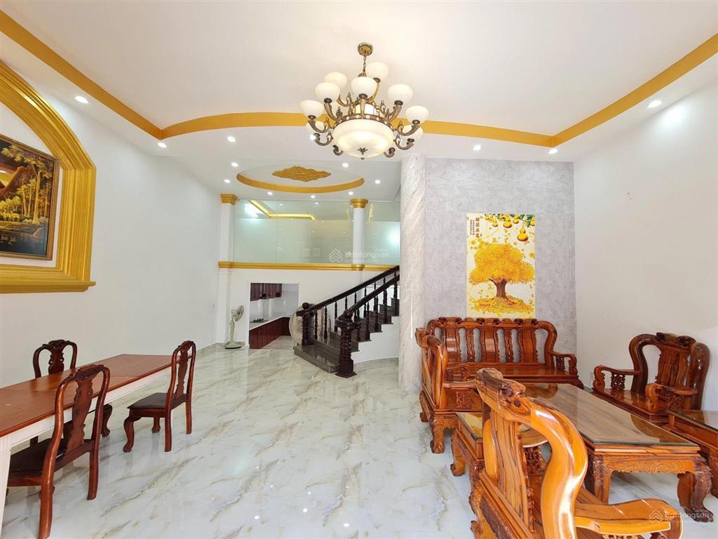 Góc 2 mặt tiền trương quốc dung phường 10 phú nhuận, kc 3 tầng thang máy. giá 19 tỷ.  0931 196 ***