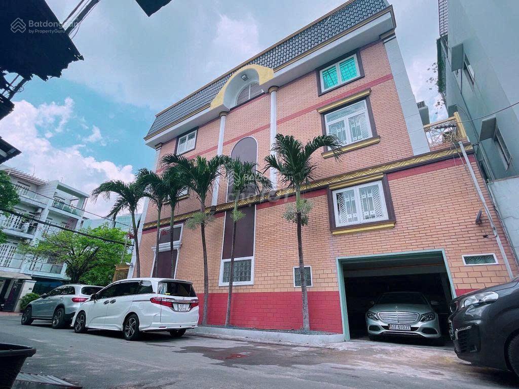 Góc 2 mặt tiền trương quốc dung phường 10 phú nhuận, kc 3 tầng thang máy. giá 19 tỷ.  0931 196 ***