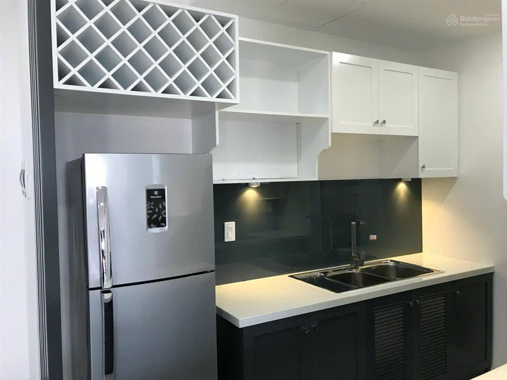 Giá tốt cần cho thuê căn hộ the prince residence 105m2 3pn giá 22 triệu.  0931 196 *** thành