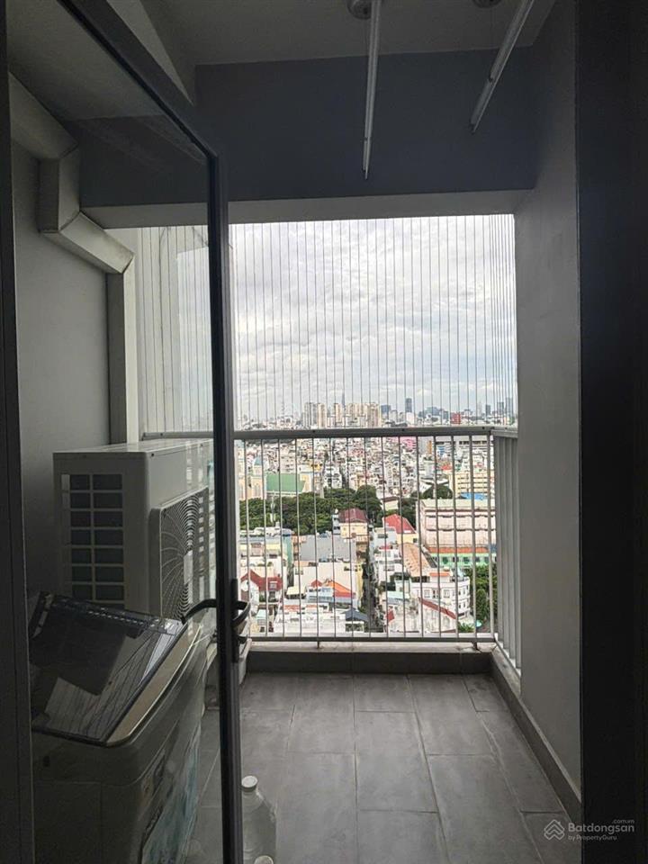 Cần bán căn hộ rivera park q.10, dt 63m², 2pn giá bán 4,95 tỷ.  0931 196 *** thành. view đẹp