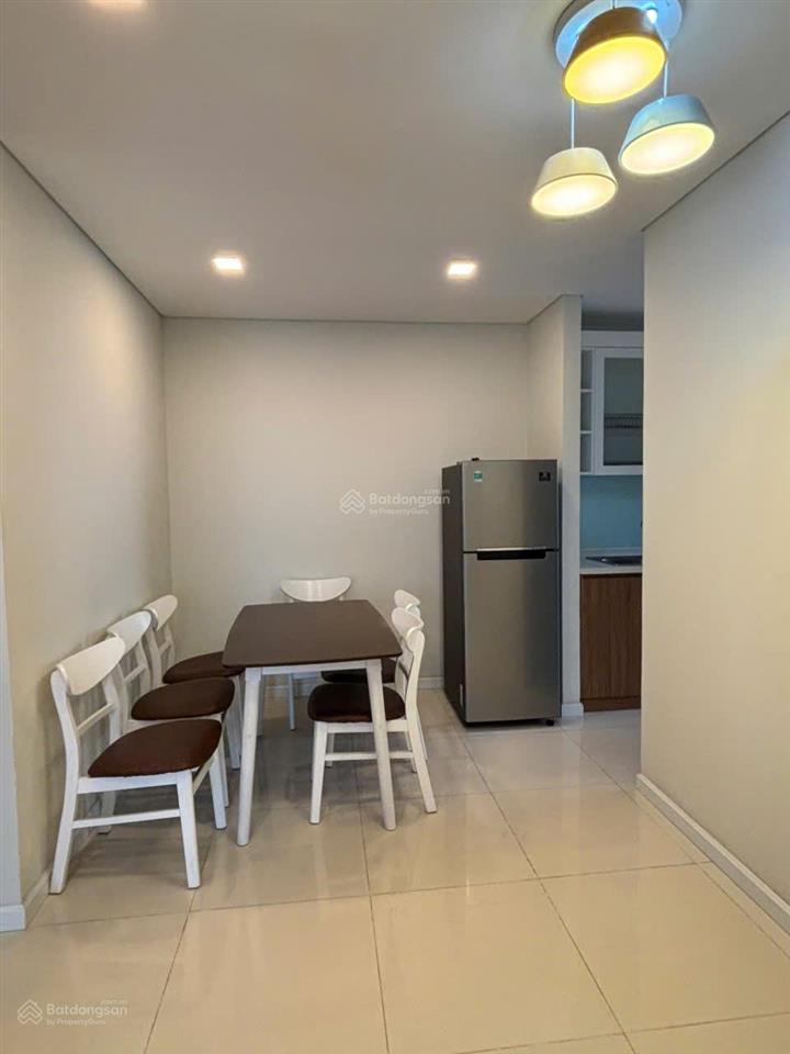 Cần bán căn hộ rivera park q.10, dt 63m², 2pn giá bán 4,95 tỷ.  0931 196 *** thành. view đẹp