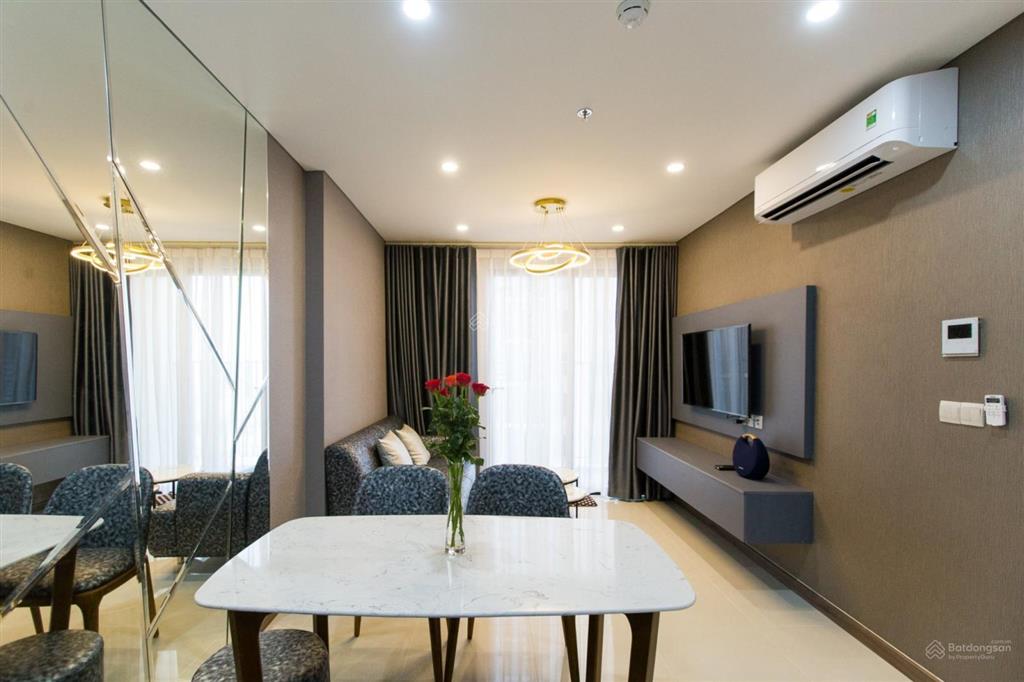 Bán căn hộ oriental, quận tân phú, dt 78m2, 2pn, 2wc, giá 4,05 tỷ.  0931 196 *** thành. có sổ hồng
