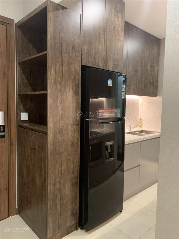 Cần bán nhanh căn hộ rivera park quận 10, dt 77m2, 2pn giá 5.9 tỷ.  0931 196 *** thành. căn góc