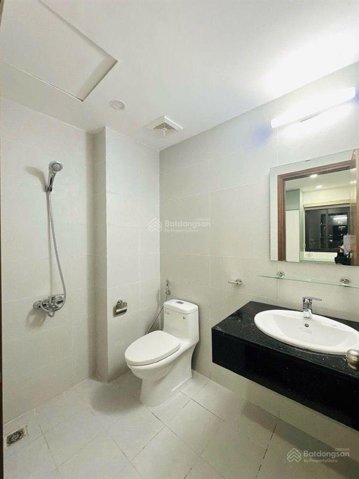 Chính chủ bán căn hộ 2 phòng ngủ, full nội thất đẹp tầng trung tòa rice city tây nam linh đàm