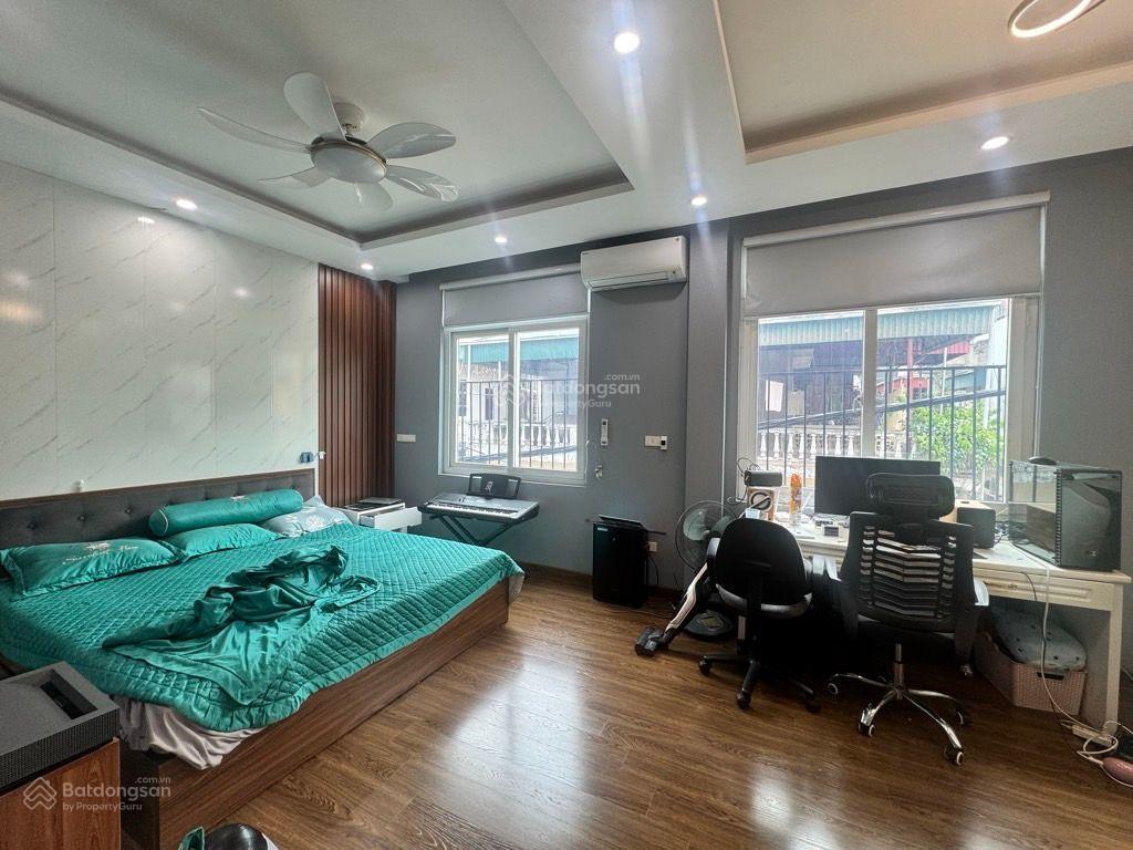 Bán nhà 42m2 ô tô vào nhà căn góc 2 mặt thoáng 5 tầng mới cạnh khu đô thị tây nam linh đàm