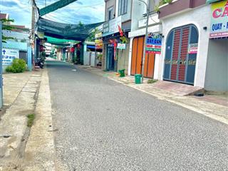 Bán nhà mặt tiền vừa ở vừa kinh doanh hẻm 179, ngay chợ 26 tân phong