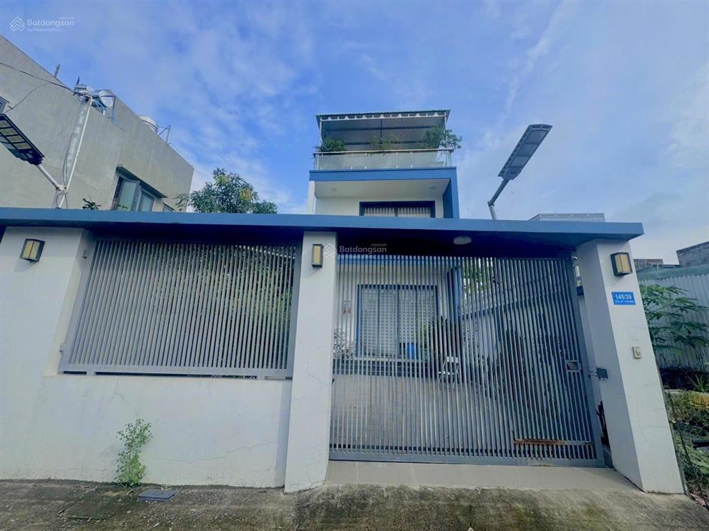 Bán nhà 1 trệt 1 lầu 1 tum p. tân phong kp9, đường 6m thông thoáng