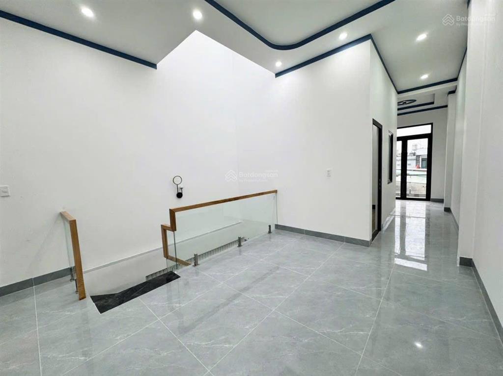 Chủ gửi bán nhà lầu kp11a tân triều (tân phong cũ) nhà nằm gần trường cấp 1 tân phong, gần chợ 26,
