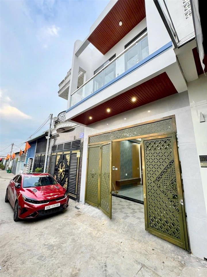 Chủ gửi bán nhà lầu kp11a tân triều (tân phong cũ) nhà nằm gần trường cấp 1 tân phong, gần chợ 26,