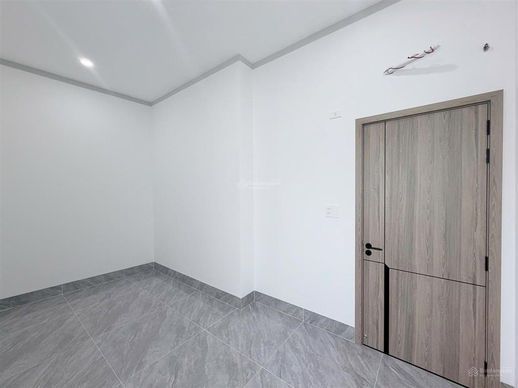 Chủ gửi bán nhà góc 2 mặt tiền 1 trệt 1 lầu
gần chợ phúc hải tp. biên hòa,đường nguyễn ái quốc