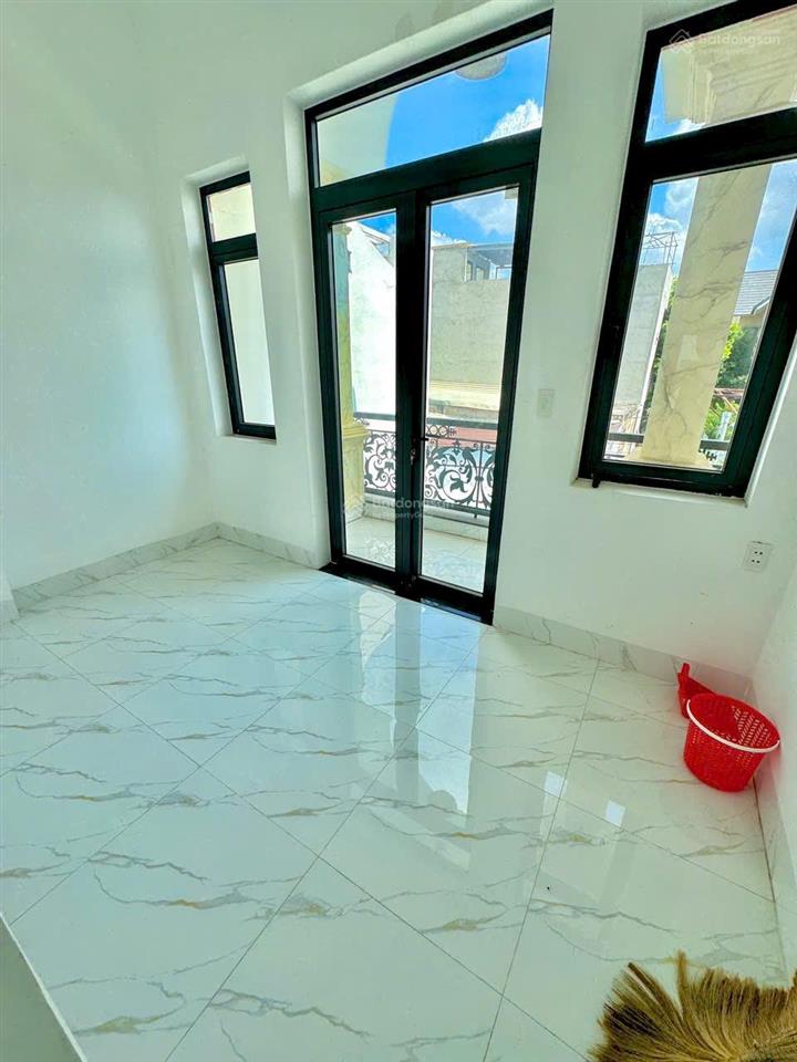 Nhà cho thuê ,ngay chợ 26 cách đường đồng khởi 300m.nhà lầu kp9 tân phong. nguyễn văn tiên