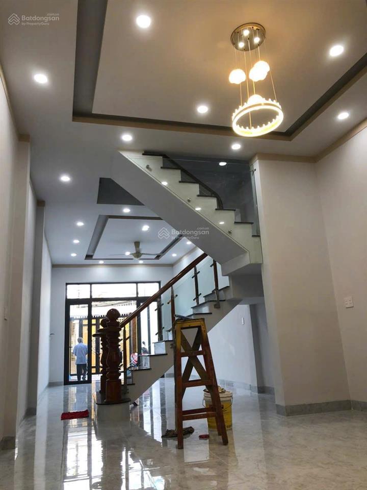 Bán nhà 1 lầu 1 trệt p. tân phong gần chợ 26 cách chợ chỉ 100m tiện ở và kinh doanh nhỏ