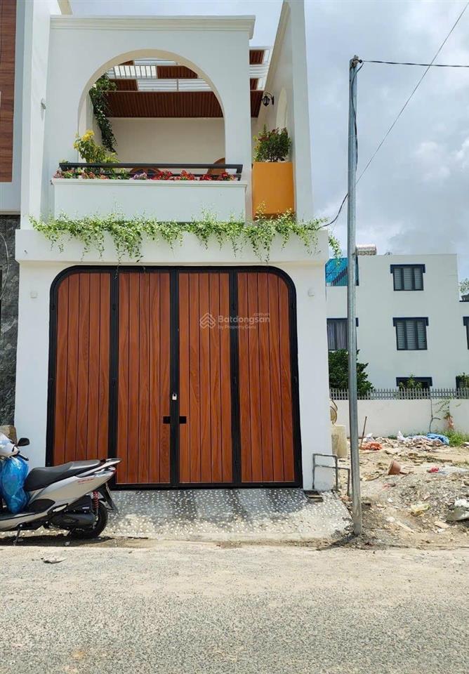 Bán nhà 1trệt 1lầu mặt tiền hẻm 179 phù hợp vừa ở vừa kinh doanh kp9 tân phong, gần cây xăng 26,