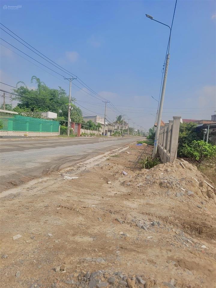 Cần bán đất diện tích 1.102m2 vị trí tiềm năng. hương lộ 15, gần phà bình ninh, nối qua tân uyên bd