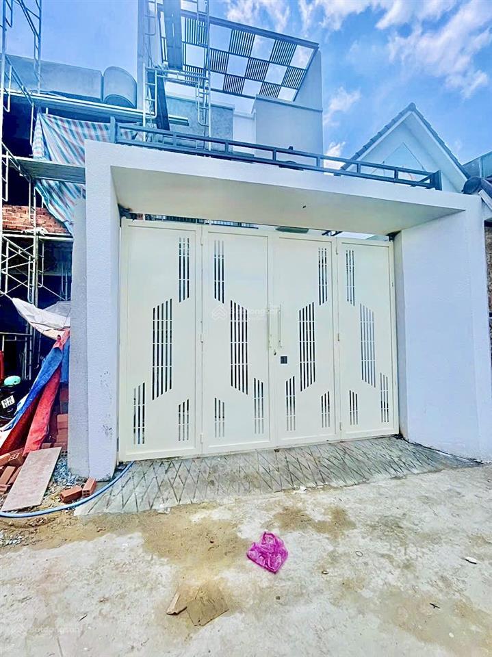 Bán nhà tân hiệp sổ riêng hoàn công (đang hoàn thiện). vị trí đẹp, ngay đường nguyễn ái quốc