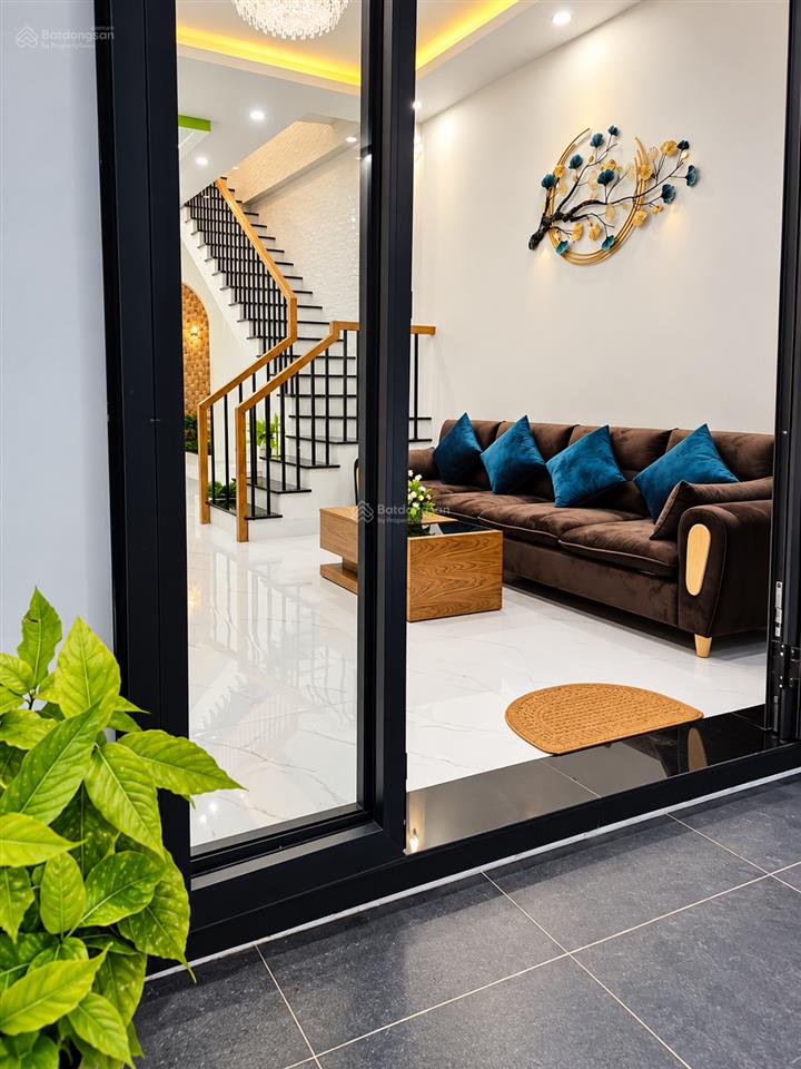 Bán nhà 1 trệt 1 lầu mặt tiền hẻm 179 phù hợp vừa ở vừa kinh doanh kp9 tân phong, gần cây xăng 26,