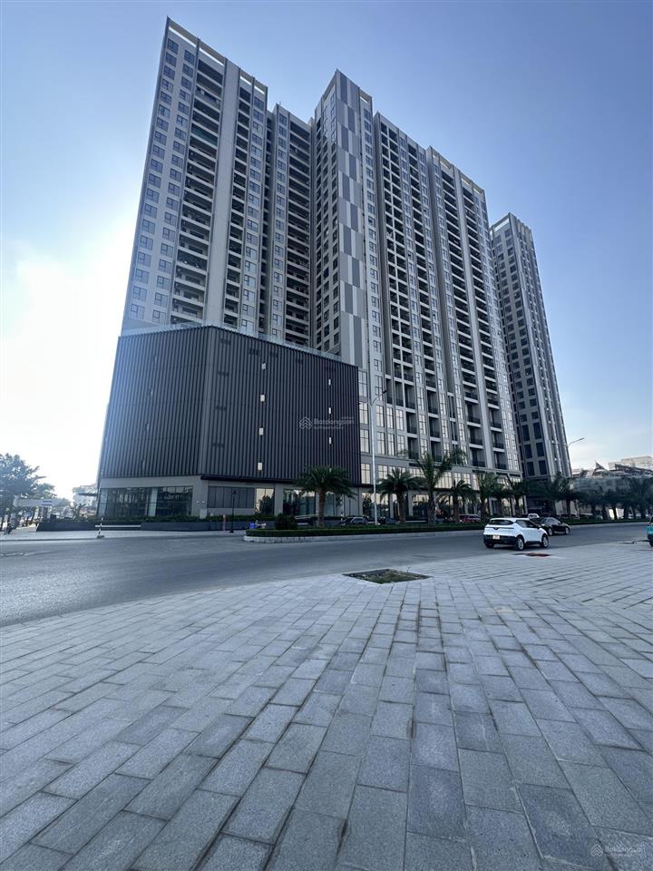 Chính chủ bán căn chung cư the wisteria giá 6.2 tỷ đã có nội thất cơ bản.  0936 079 ***