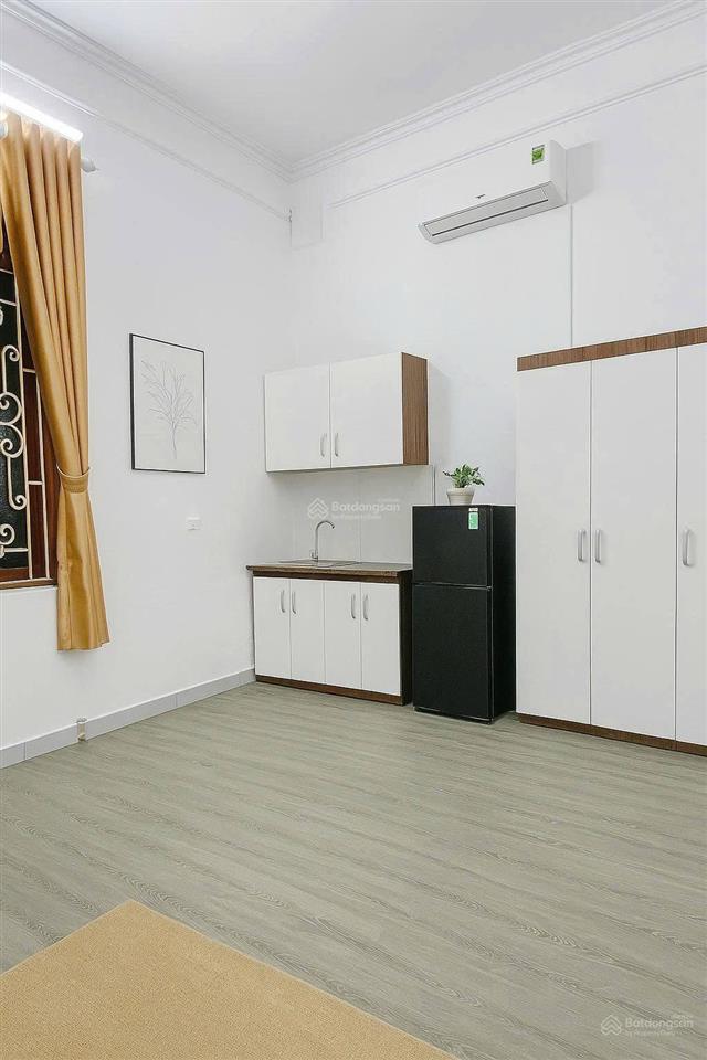 Bán đất tặng nhà trung tâm cầu giấy 108m² x 4 tầng dòng tiền 40tr/tháng, giá tốt 20 tỷ