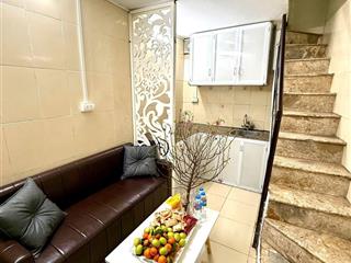 Bán nhà dân xây, trung tâm đống đa 18m² x 5 tầng, nhỉnh 3 tỷ ở ngay