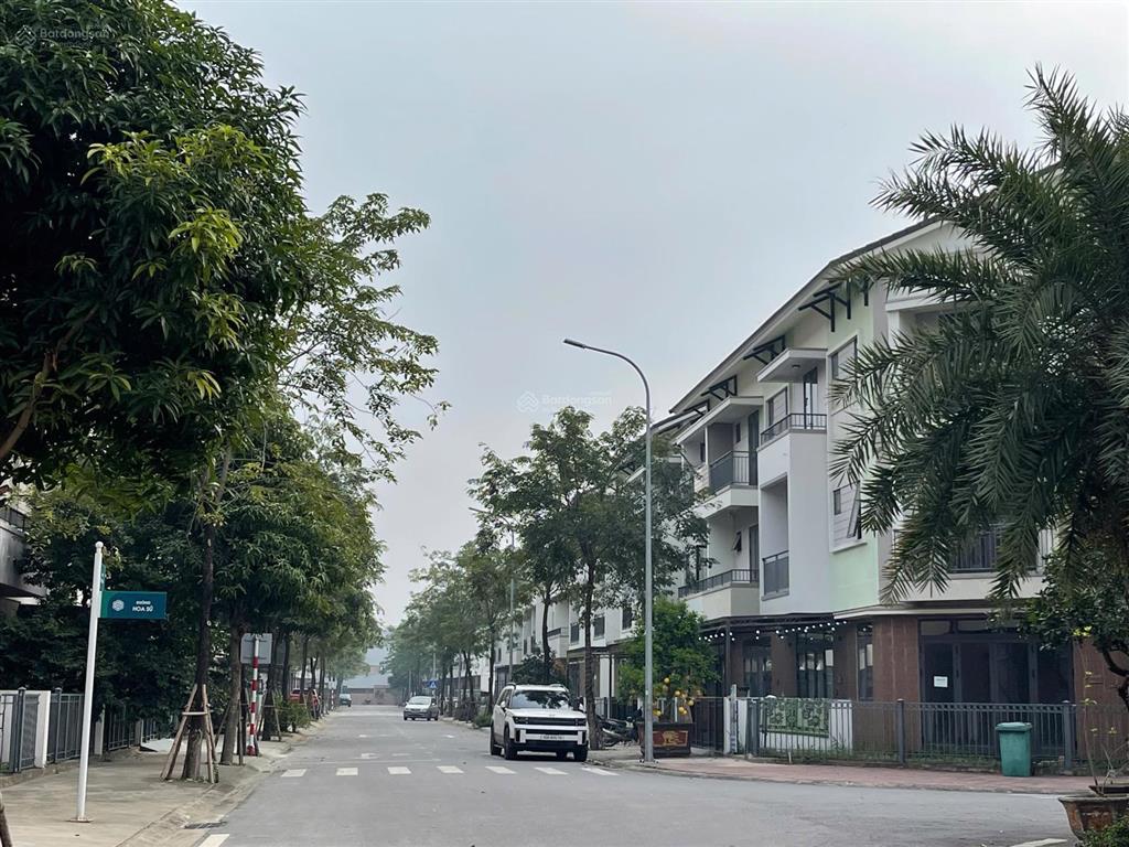 Chính chủ cần tiền bán gấp shophouse sh4 tại centa city, cam kết vị trí đẹp giá tốt nhất