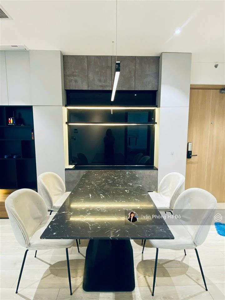 Bán nhanh căn 2 phòng ngủ 86m2 full nội thất đẹp view cao thoáng có sổ hồng tại hà đô q10 ms nguyên