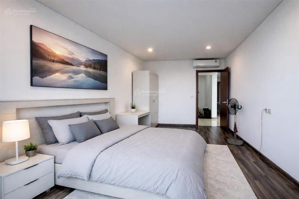 Bán cc 108m2 tại hado centrosa garden, giá thỏa thuận, đông nam, tây bắc