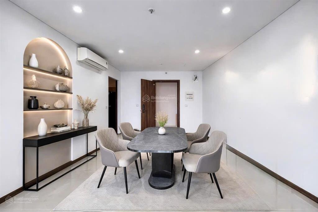 Bán cc 108m2 tại hado centrosa garden, giá thỏa thuận, đông nam, tây bắc