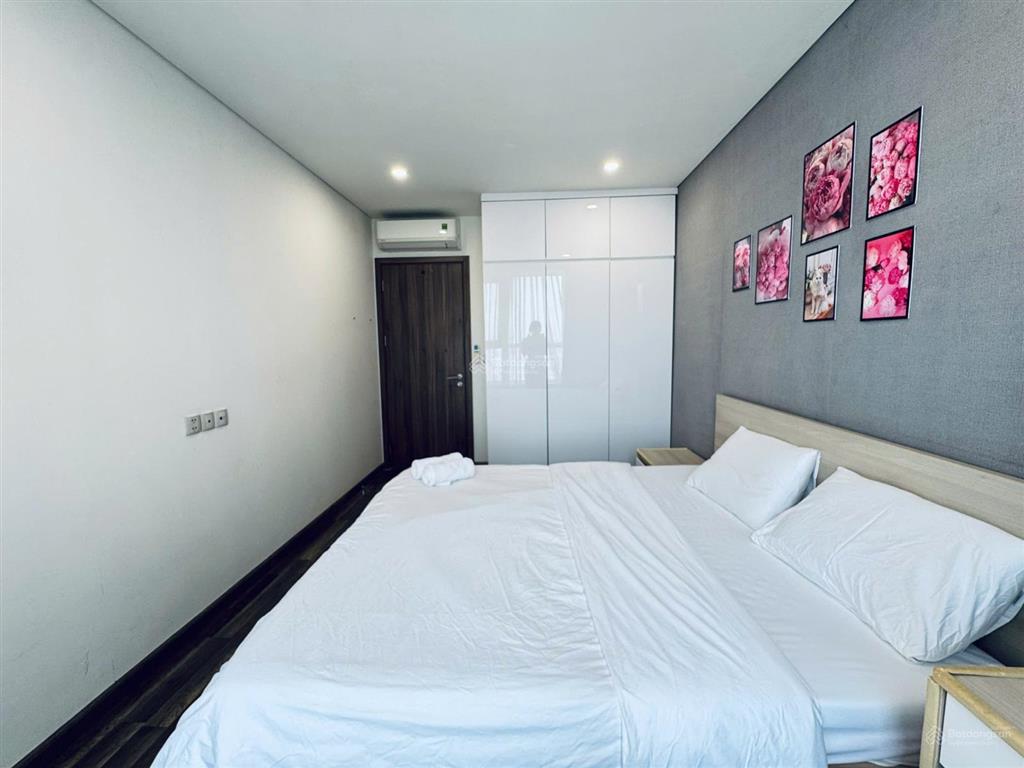 Bán trục căn hiếm 1 phòng ngủ+ đa năng full nội thất tầng trung có sổ hồng hà đô q10  ms nguyên