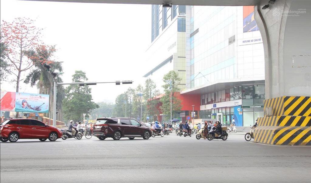 Mp gần ngã tư lê trọng tấn giao trường chinh 700m2 mt 10m vỉa hè đá bóng đường 6 làn ô tô giá 250tỷ