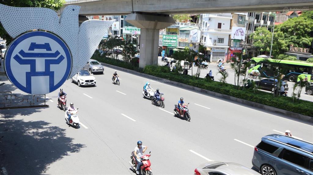 Mp gần ngã ba nguyễn tuân  nguyễn trãi, vỉa hè rộng, kd đỉnh, 118m2 2t giá 45 tỷ,  hà 0936 168 ***