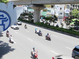 Mp gần ngã ba nguyễn tuân  nguyễn trãi, vỉa hè rộng, kd đỉnh, 118m2 2t giá 45 tỷ,  hà 0936 168 ***