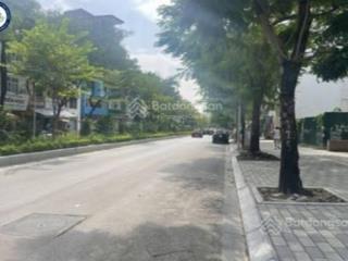 Nhà lô góc phố lạc long quân view hồ tây, kd đỉnh, vỉa hè rộng ô tô 160m mt 7m 50 tỷ  0936 168 ***