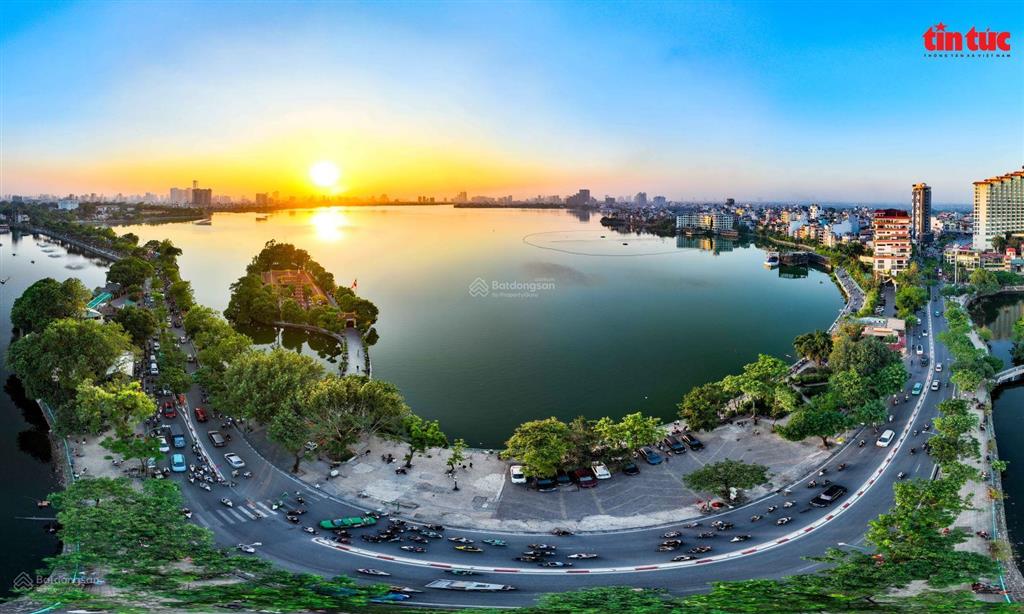 Nhà lô góc phố lạc long quân view hồ tây, kd đỉnh, vỉa hè rộng ô tô 160m2 mt 7m 50 tỷ  0936 168 ***