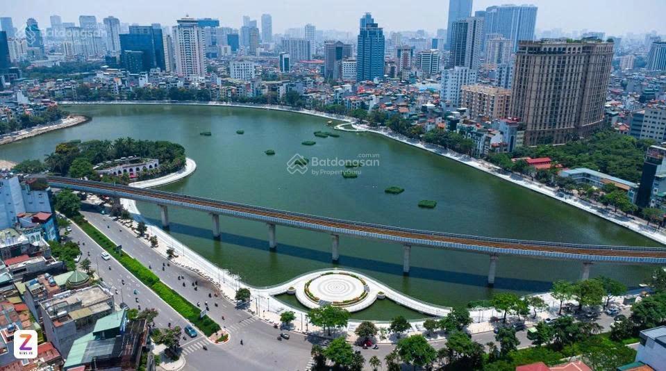 Bán nhà mặt phố view trực tiếp hồ hoàng cầu 125m 3 tầng giá 71 tỷ,  a hà 0936 168 ***