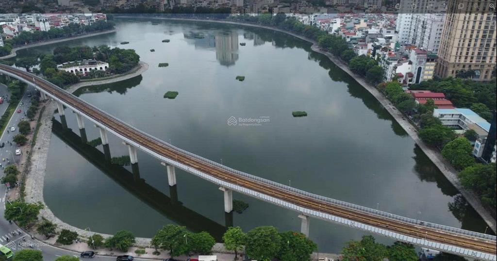 Bán nhà mặt phố view trực tiếp hồ hoàng cầu 125m 3 tầng giá 71 tỷ,  a hà 0936 168 ***