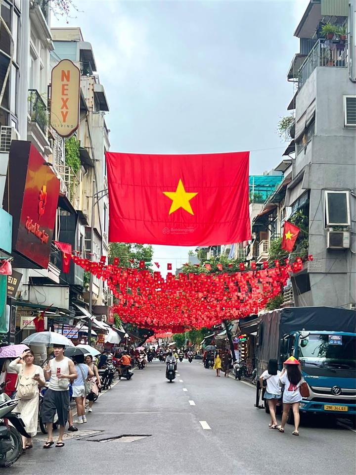 Cổ vật phố cổ! nhà mp gần ngã ba lê thái tổ & lương văn can 80m 5t kd đỉnh giá 60 tỷ,  0936 168 ***