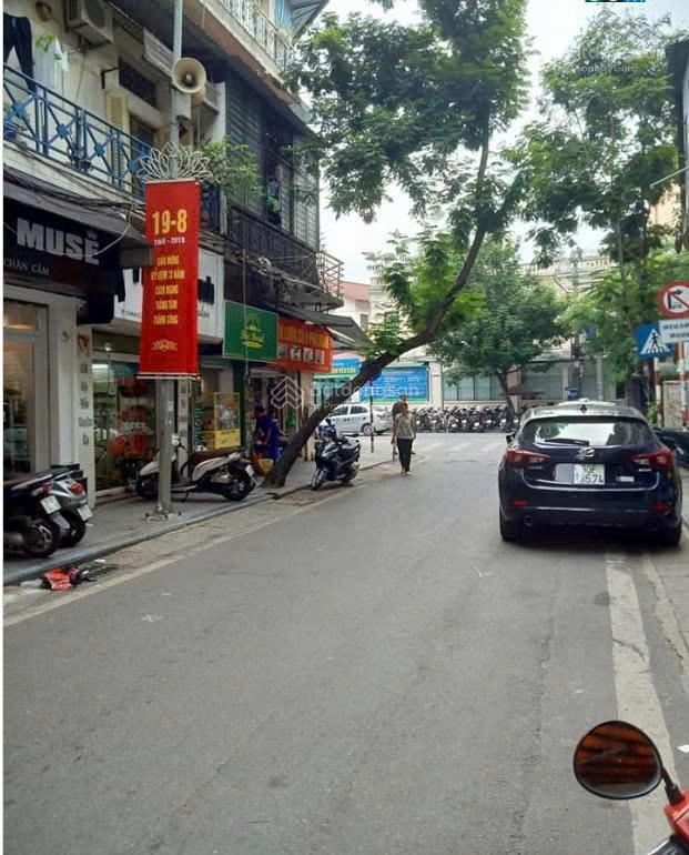 Cổ vật phố cổ! nhà mp gần ngã ba chân cầm & lý quốc sư 121m mt6,5m, kd đỉnh giá 81 tỷ, 0936 168 ***