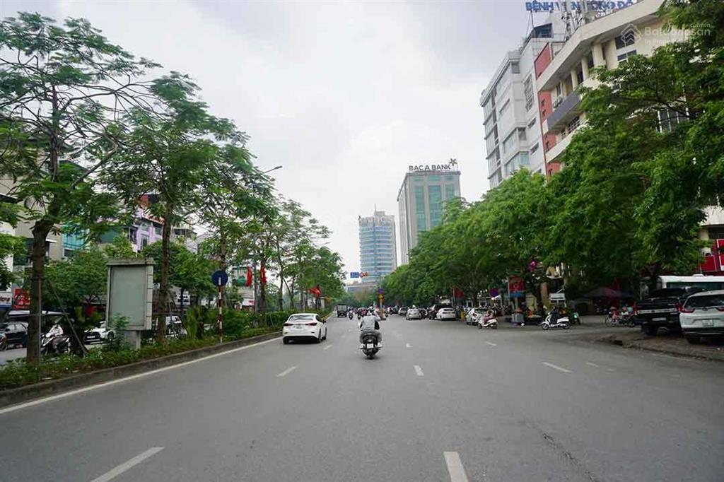 Nhà mp gần ngã tư xã đàn giao nam đồng 220m 10 tầng, kd đỉnh vỉa hè rộng giá 150 tỷ,  0936 168 ***