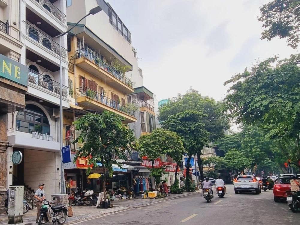 Nhà mp gần ngã tư trần xuân soạn giao thi sách 65m 4t, kd đỉnh vỉa hè rộng giá 40 tỷ, 0936 168 ***