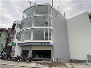 Cho thuê nhà mặt phố nguyễn văn lộc  diện tích 150m2 x 5 tầng, mặt tiền lô góc 25m, giá thuê 100tr