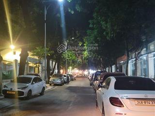 Siêu phẩm ngõ 12 nguyễn văn huyên cầu giấy đẳng cấp, đẹp như khách sạn, ô tô đỗ cửa chỉ 22.6 tỷ