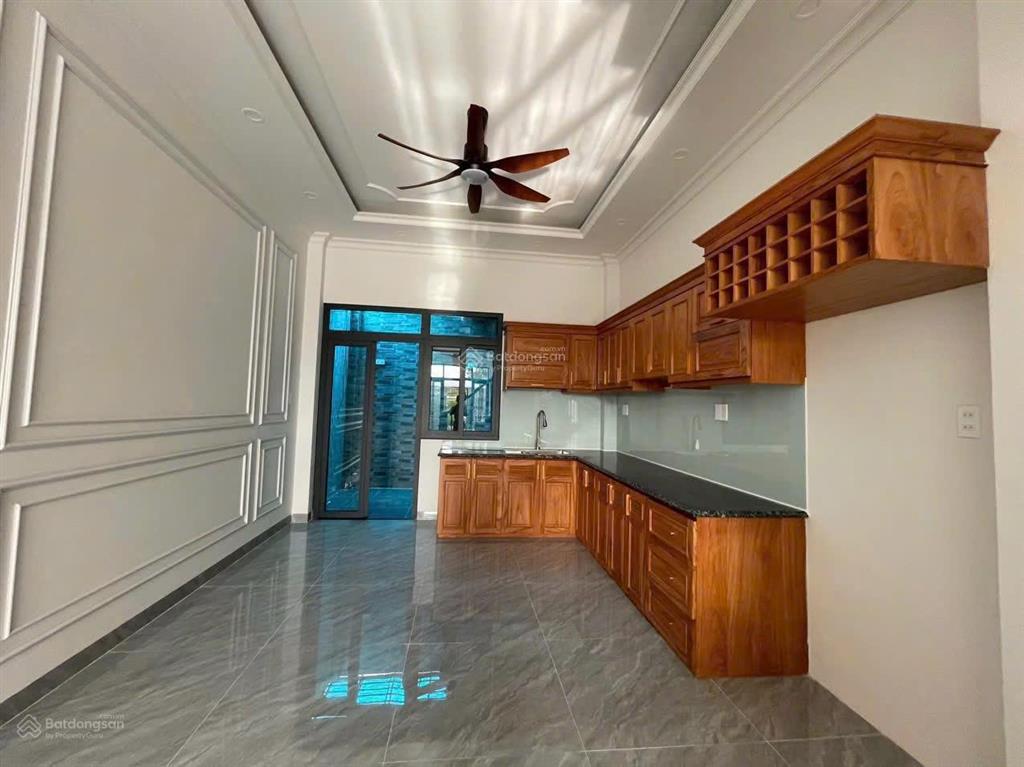 Bán nhà đường số 11, phường trường thọ. hẻm xe hơi, diện tích đất công nhận 76.2m2 (4m x 19.05)