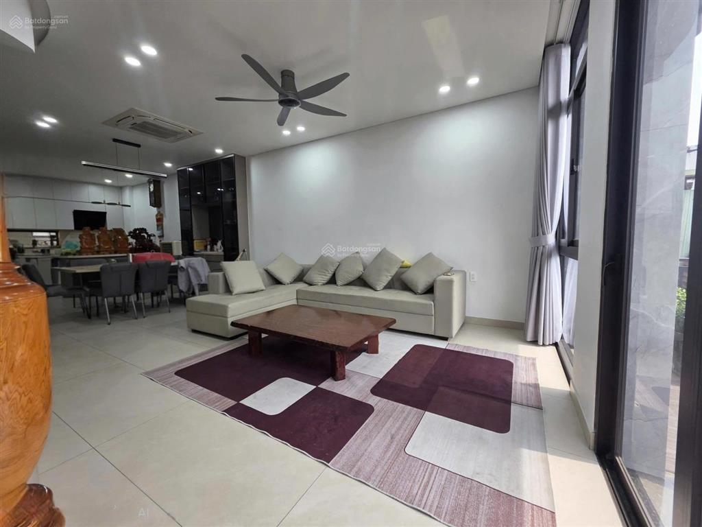** bán nhà mặt tiền đường 34. phường thủ đức linh đông cũ . nhà 1 trệt 2 lầu 1 tum sân