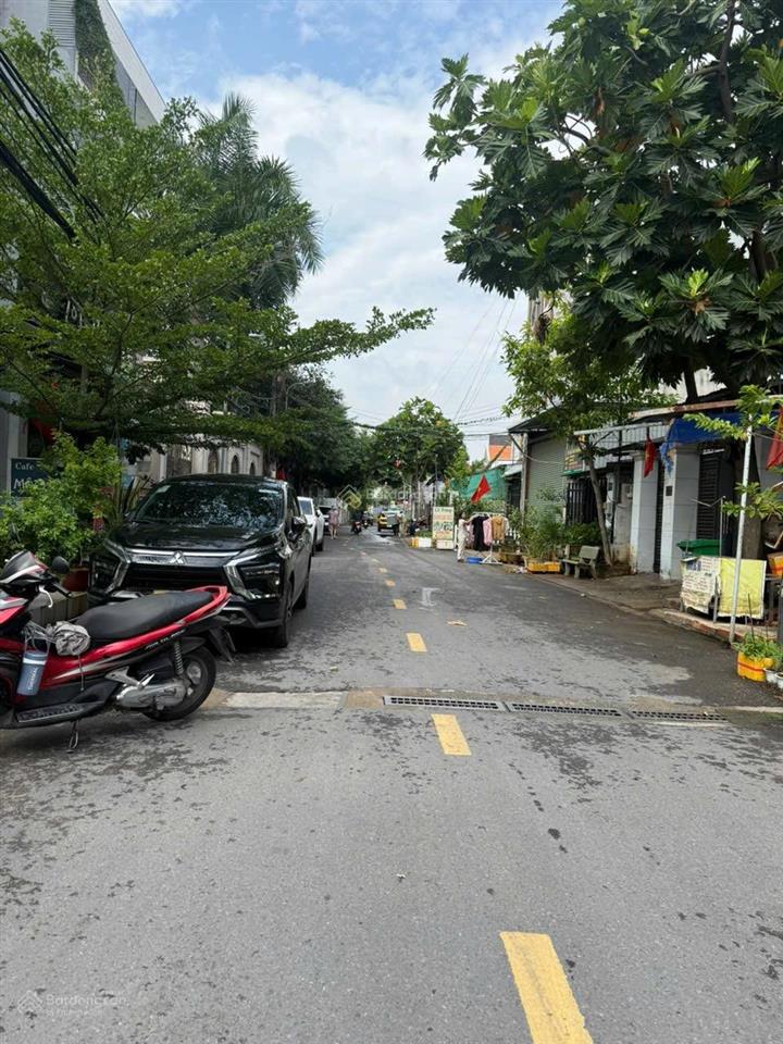 Bán dãy trọ 2 mặt tiền đường 160, phường tăng nhơn phú a, có 5 phòng đang cho thuê 12t