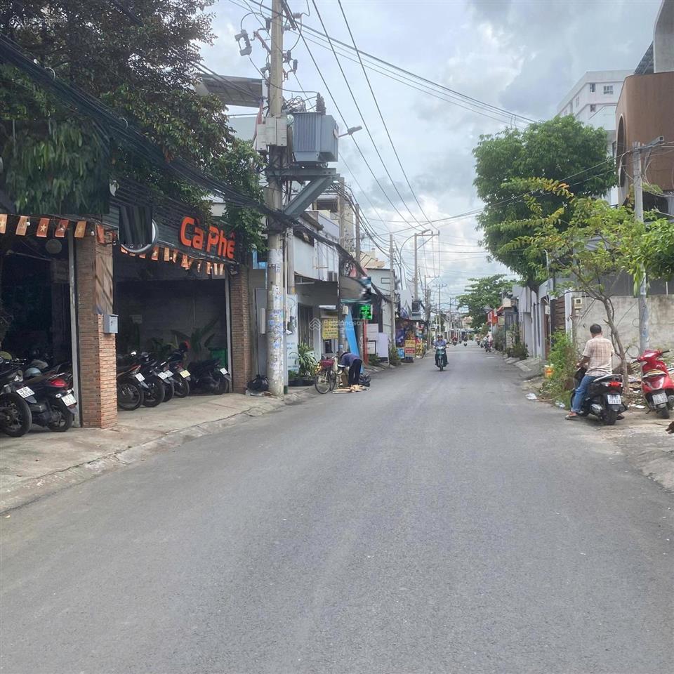 ** bán đất 2 mặt tiền đường số 12. phường trường thọ cũ.
 siêu phẩm ngay chân chung cư c