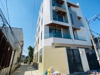 * giá  8.6 tỷ ( tl )
* bán nhà 2 mặt hẻm đường số 41. phường linh đông. hẻm nhựa xe hơi quay