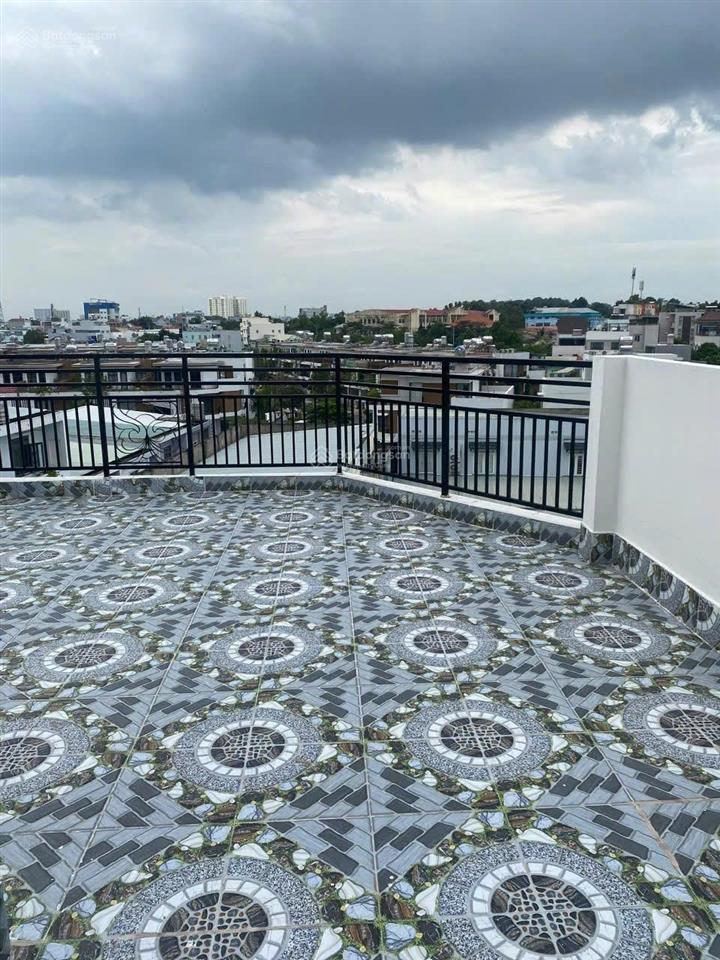 * giá 6.9 tỷ (tl)
* bán nhà 2 mặt hẻm đường cây keo. phường tam phú. hẻm xe hơi. nhà